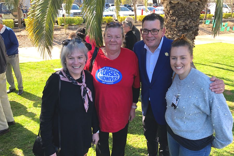 Registered nurse and midwife Jo, ANMF Organiser Kaye Brazulaitis, Premier Daniel Andrews and registered nurse Clare at the Mildura Base Hospital announcement.